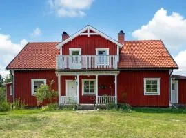 4 Bedroom Beautiful Home In Mönsterås