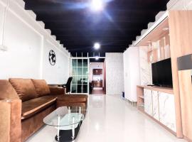 uouRangnamHouse, hotel en Bangkok