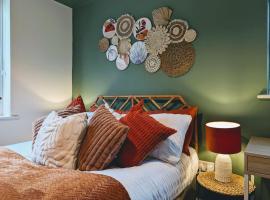 Cosy Peacehaven - Free on site Parking! Pet friendly!, Hotel in Weymouth