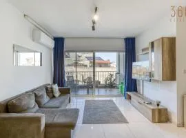 Spacious 3BR home with Private Terrace & WIFI by 360 Estates