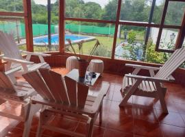 Casa de Campo en el Dique de la Ciénaga, hotel a El Carmen