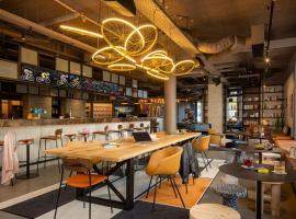 Moxy Paris Clamart, hotel v destinácii Clamart