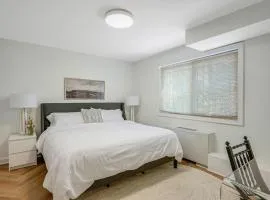 Crystal City Boutique Flats Free Parking 101