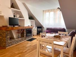 Apartamento Céntrico con Parking - L'Amfitriona, hotel v destinaci Rialp