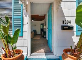 Picturesque Bungalow in Savannah, hotel en Savannah