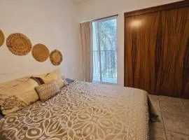 Familiar, amplio y con alberca