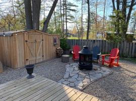 Webb's Wasaga Beach Oasis, hotel in Wasaga Beach