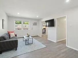 Pine Brook 518 I Spacious 2bd Garden Style Oasis