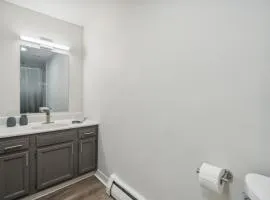 Pine Brook 908 I Lovely 2bd Spacious Apartment