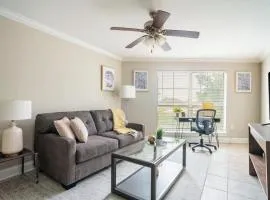 Landing at The Hive - 1 Bedroom in Mid City North