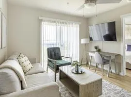 Landing at Camden Crossing - 2 Bedrooms in Fort Worth