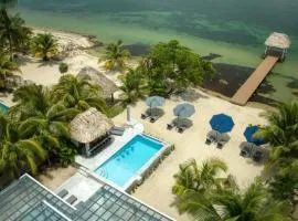 Conmigo Villas - 6 Bedroom Beachfront w Pool