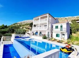 Family-friendly apartments with swimming pool Podstrana, Split - 23526