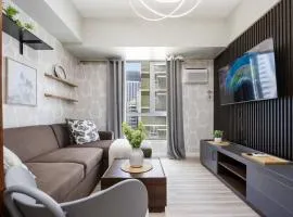 Furnished 1-Bedroom in Avida Towers Riala, Cebu IT Park with Fast WiFi, Netflix, Pool and More