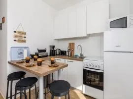 Apartments Sun 4 You - Two Bedroom Apartment with Balcony and Sea View Apartment 2