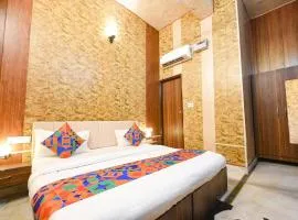 FabHotel The Grand Palace