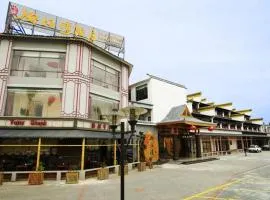 Royal Bay Hotel