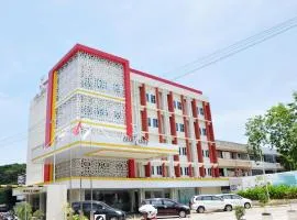 Nite and Day Batam Jodoh Square