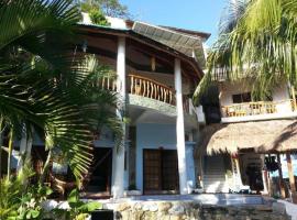 Dolphinbay Beachfront & Dive Resort, hotel com banheiras de hidromassagem em Sabang