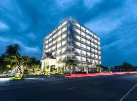 The Palm Hotel