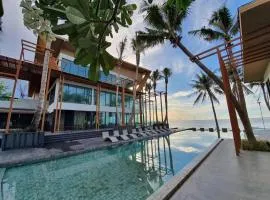 Eco Cozy Beachfront Resort Chaam