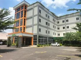 GARDEN HOTEL MAJALENGKA