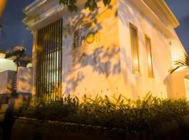 De Lemon Gatsu Hotel