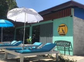 Chomjan Hostel, hotel i Ko Phayam