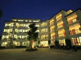 The Xym Hotel