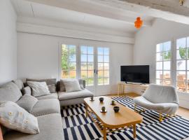 À 650m de la plage, maison pour 6 adultes 1 enfant, hotel em LʼÉpine