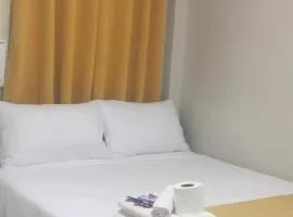 Brent's Tourist Inn、サン・ヴィチェンテのカプセルホテル