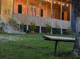 Kipiani guest house ყიფიანის სახლი