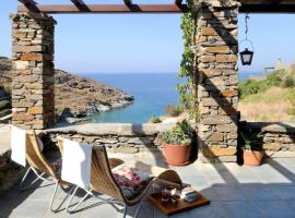 Rosemary- Kea Villa Rent - Kastellakia Bay Villas, hotel in Koundouros