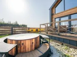 Domek Freedom with sauna and jacuzzi, Sun & Snow