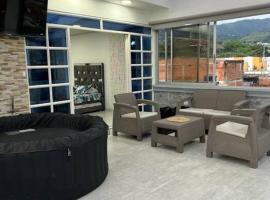 Queen travel apartment, hotel v destinaci Dosquebradas