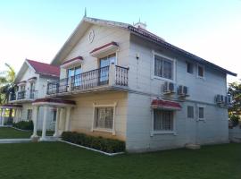 Sai Maa Resort And Convention Centre, hotel v destinaci Puttaparthi