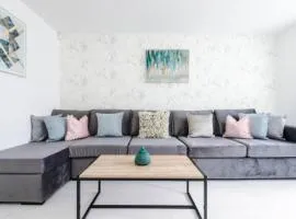 Spacious 4-Bed Manchester Home