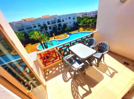 R&eacute;sidence Yasmine Sa&iuml;dia, hotel con alberca en Saidia