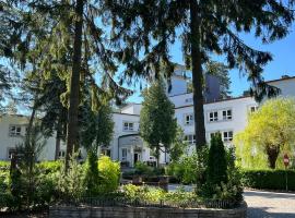 Oficerski Yacht Club – hotel w mieście Augustów