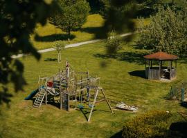 G&auml;stehaus Edhof, hotel com estacionamento em Allmunzen