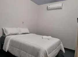 Habitacion doble en el centro de asunción solo efectivo guaranies