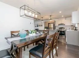 City Oasis with Free Parking and Stylish Urban Gem