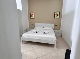 Leam Apartment 5