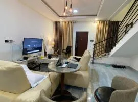Furnished 2 Bedroom Terraced Duplex by Cerebellum&