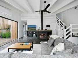 Lola on Lever Blairgowrie