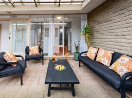 Spacious, Pet Friendly - Close to Main St, hotel i Ocean Grove