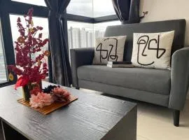 Convenient & Luxury Suite with Queen Bed S-23-11A