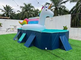 MoonLight Sweet Homes 20pax karaoke, hotel v destinaci Kuala Selangor