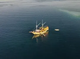 Leticia Liveaboard