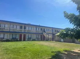 Motel Oasis